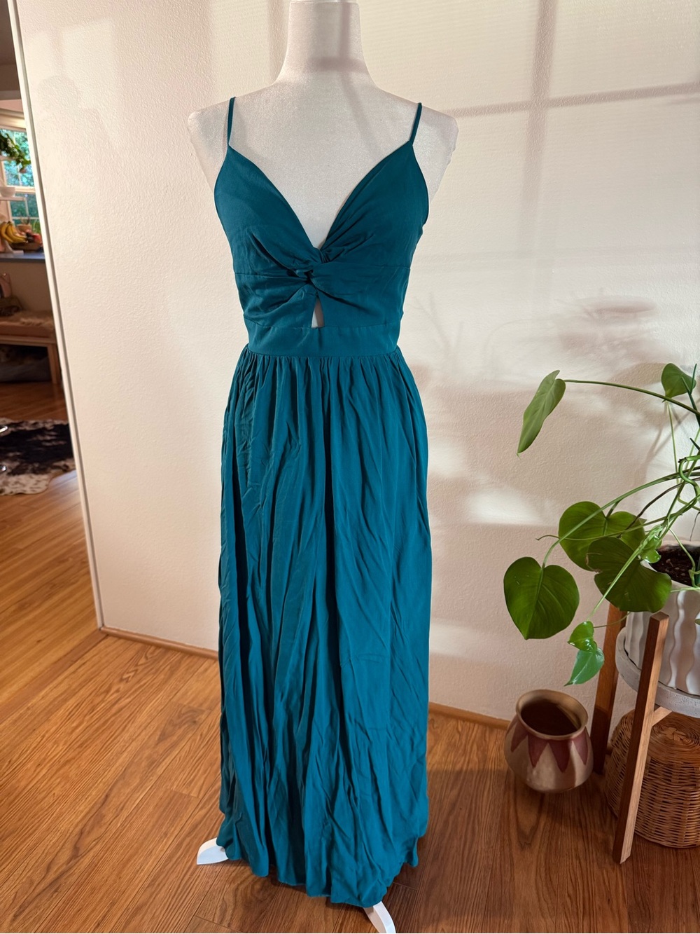 Twist-Front Teal Maxi Dress with Spaghetti Straps